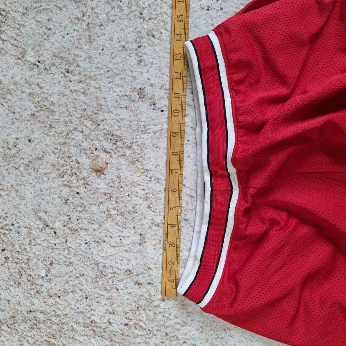 Nike AIR JORDAN BASKETBALL SHORTS WINGS LOGO VINTAGE - Red - Size L