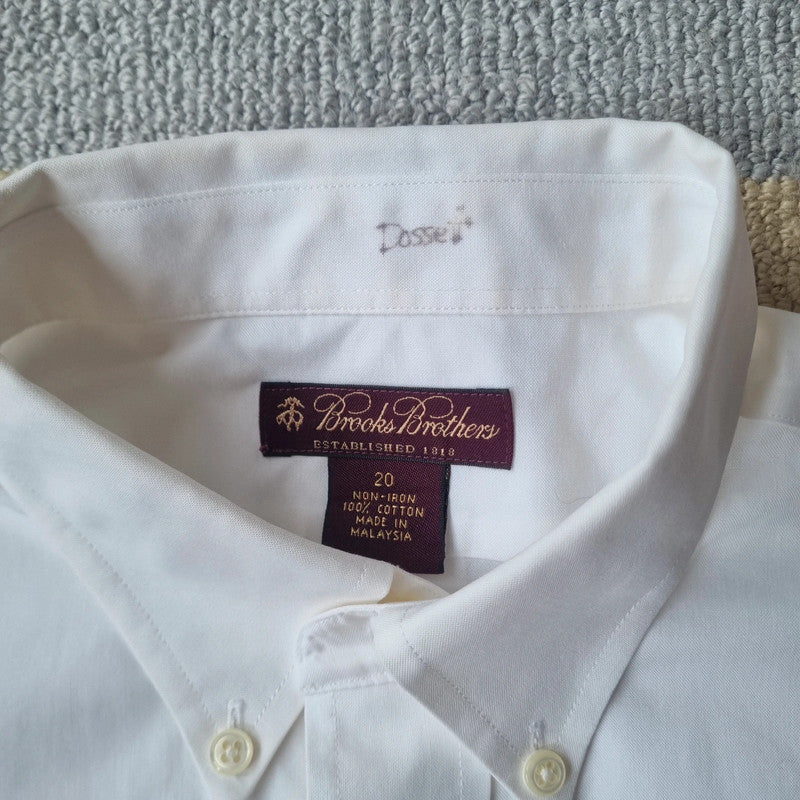 Vintage brooks brothers Boxy Fit Cropped Shirt Long Sleeve Small plain Button Up Skater Y2K