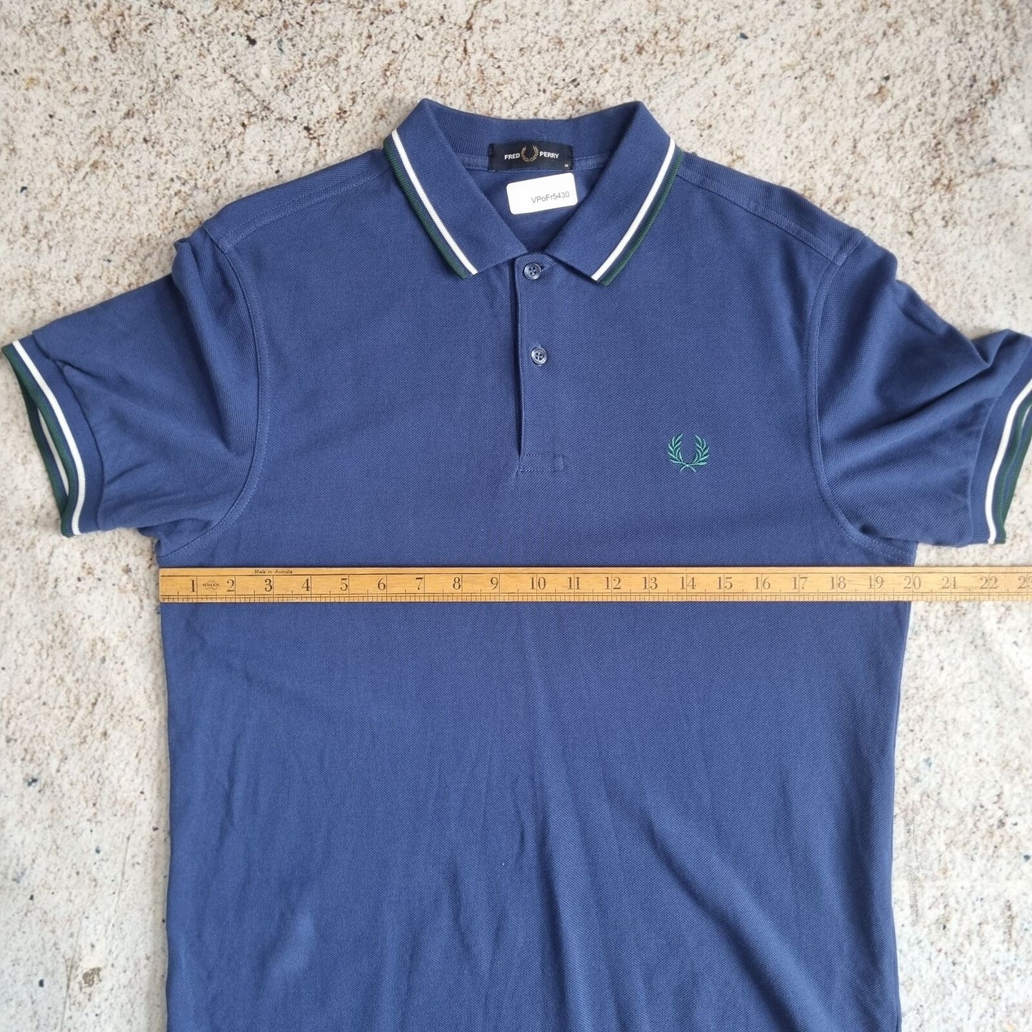 Fred Perry POLO SHIRT WHITE GREEN DETAILING - Blue - Size M