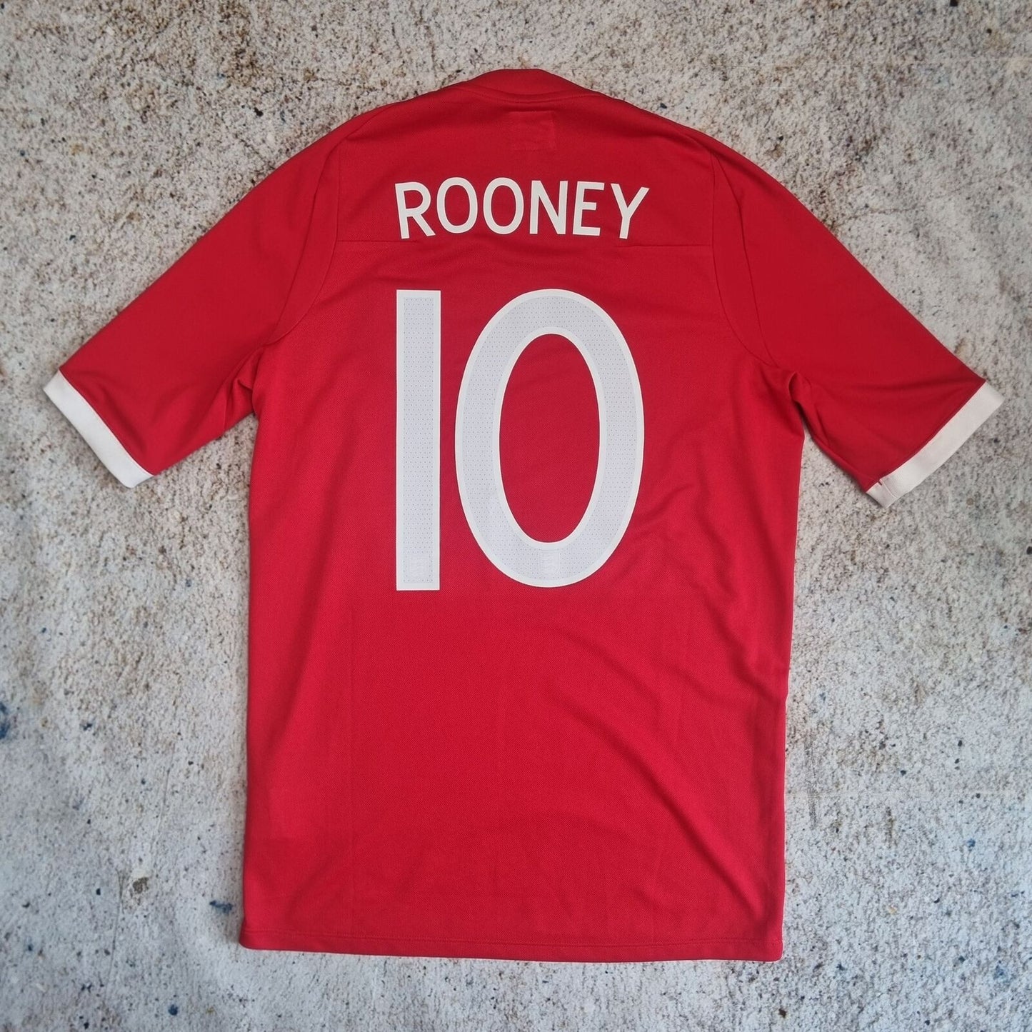 Umbro ENGLAND JERSEY FOOTBALL SHIRT 2002 ROONEY #10 - Red - Size 36