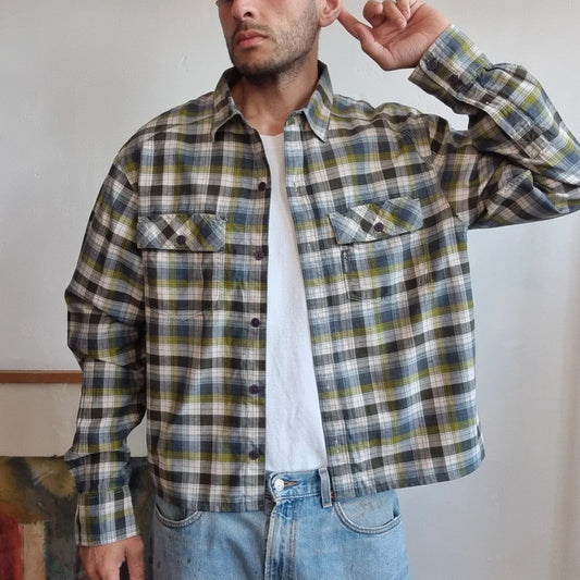 Vintage Columbia Boxy Fit Cropped Shirt Long Sleeve large check Green Button Up Skater Y2K Surf