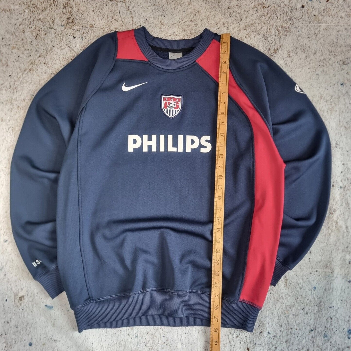 Vintage NIKE USA Sweatshirt 2005-06 Blue & Red Size M Football