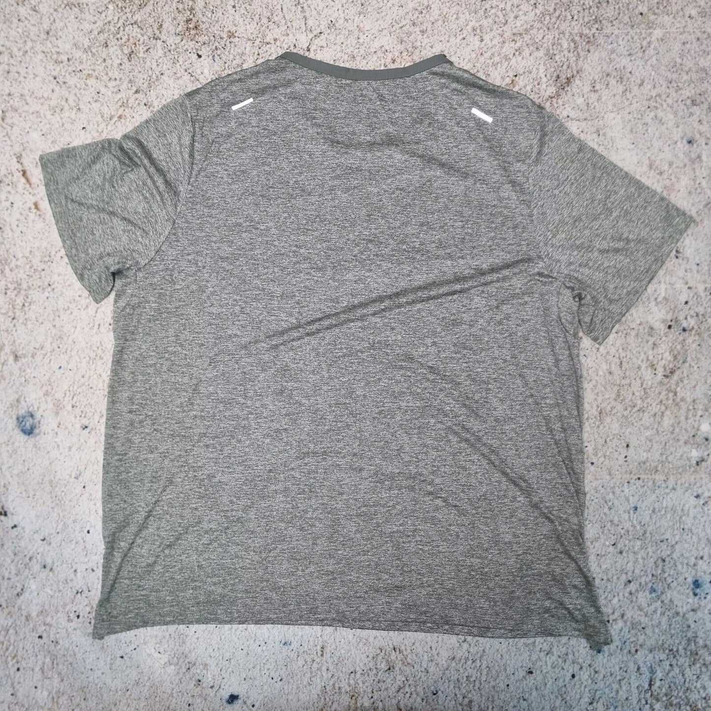 NIKE RUNNING DRI-FIT T-Shirt - Medium - Grey - Miler - Men’s XXL