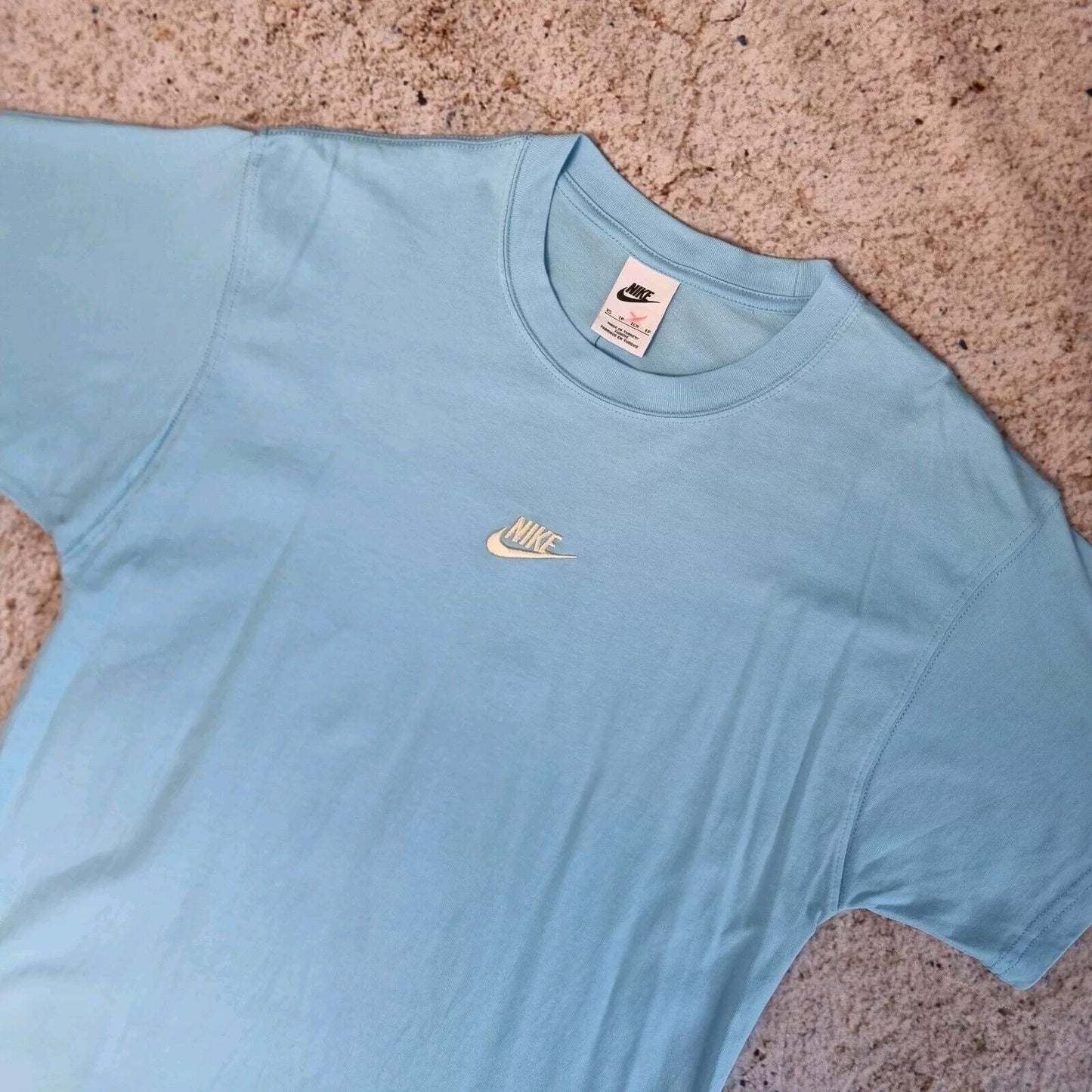 Nike Club T-Shirt Centre Swoosh Logo- Light Blue - XS