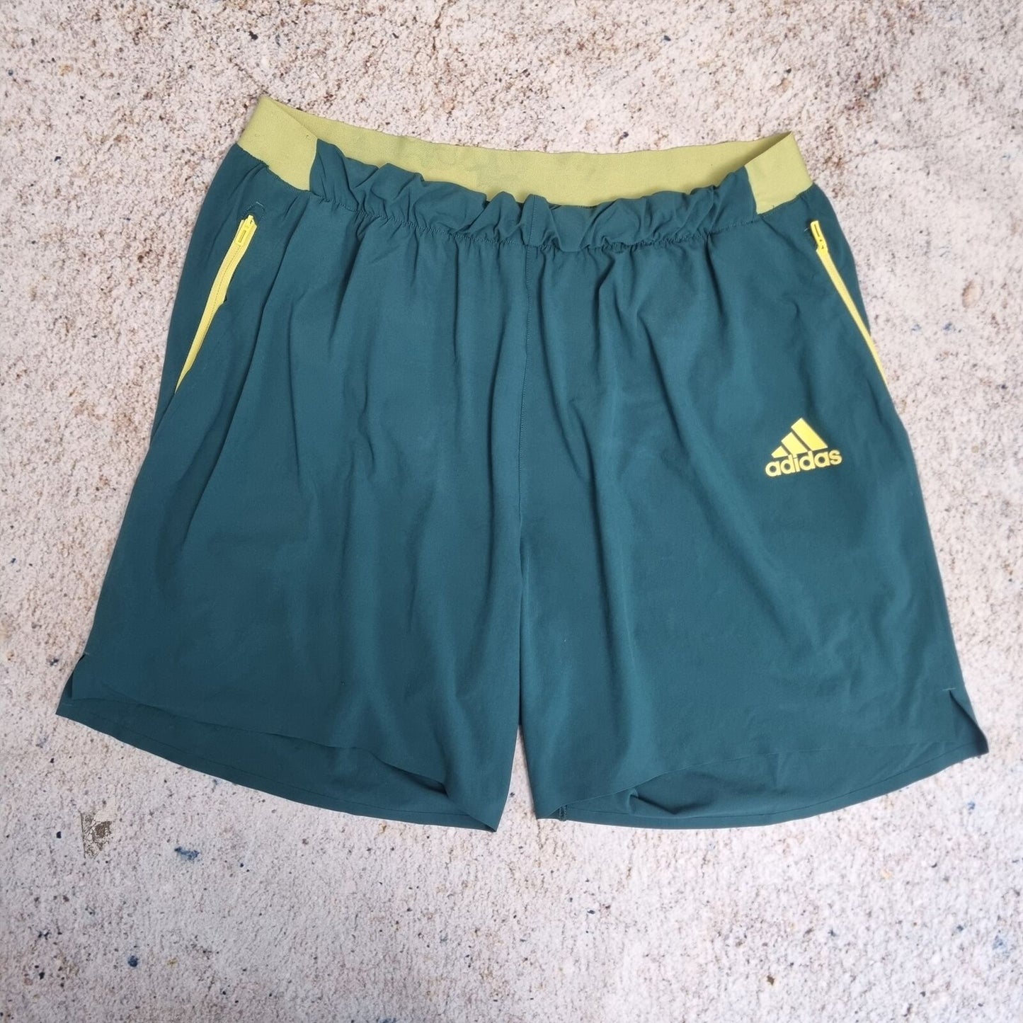 Adidas CASUAL SHORT SPORT SHORT - Green - Size XL