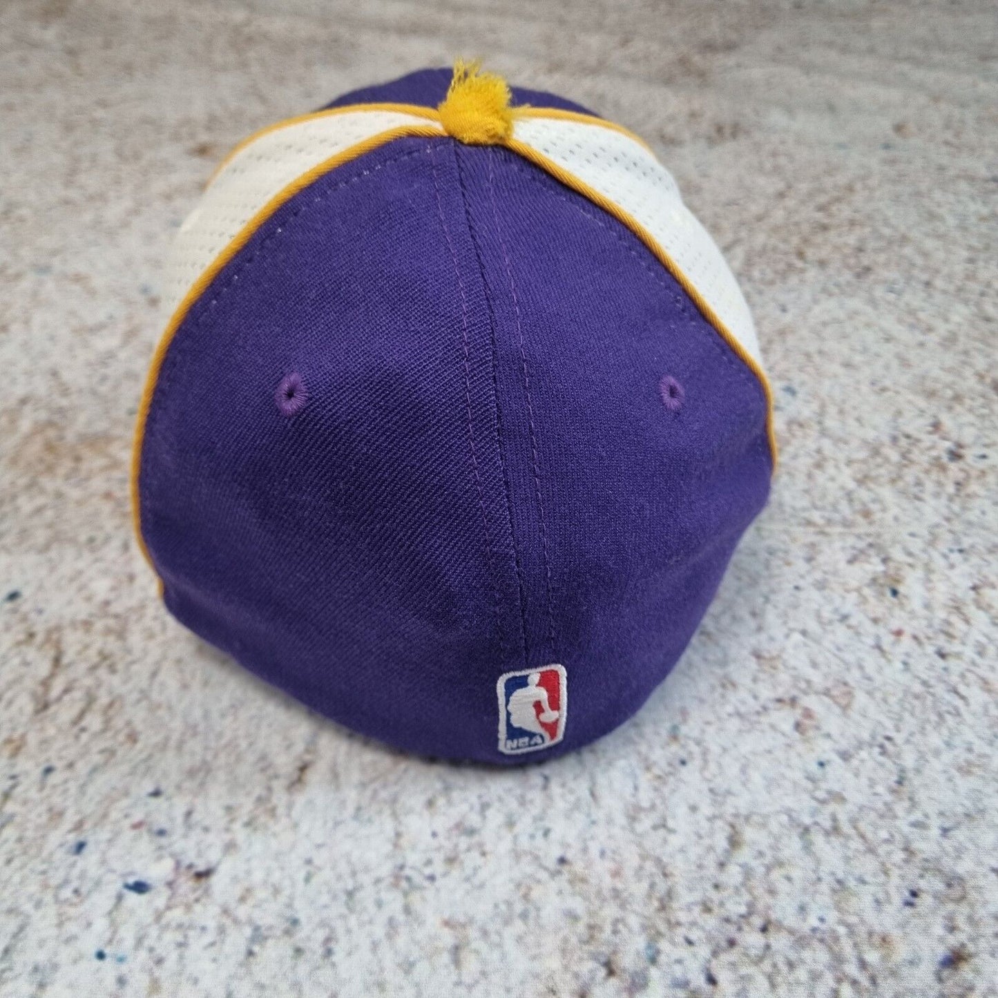 Reebok LA Lakers Cap Hat Fitted Vintage Retro Fitted White Yellow Purple