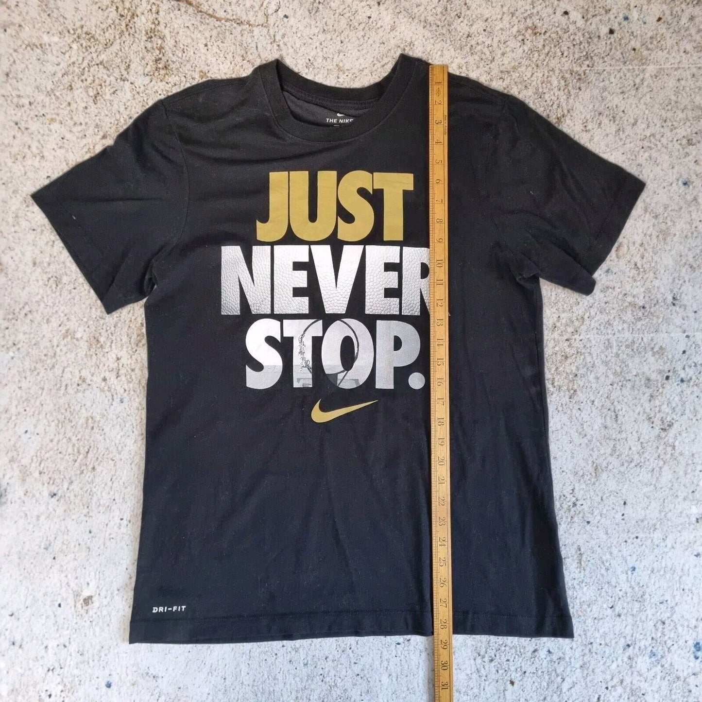 Nike Basketball Dri Fit Tshirt Size M Black Just Never Stop