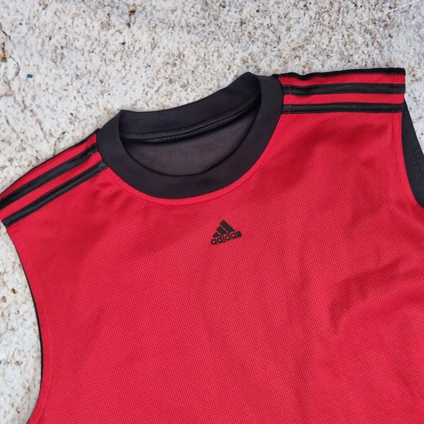 ADIDAS BASKETBALL JERSEY BASKETBALL REVERSIBLE SIZE S Black Red Retro