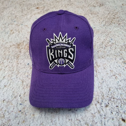 Reebok SACRAMENTO KINGS CAP SNAPBACK NBA RETRO - Purple - One Size