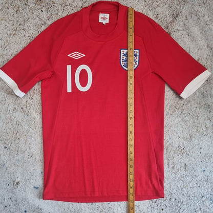 Umbro ENGLAND JERSEY FOOTBALL SHIRT 2002 ROONEY #10 - Red - Size 36