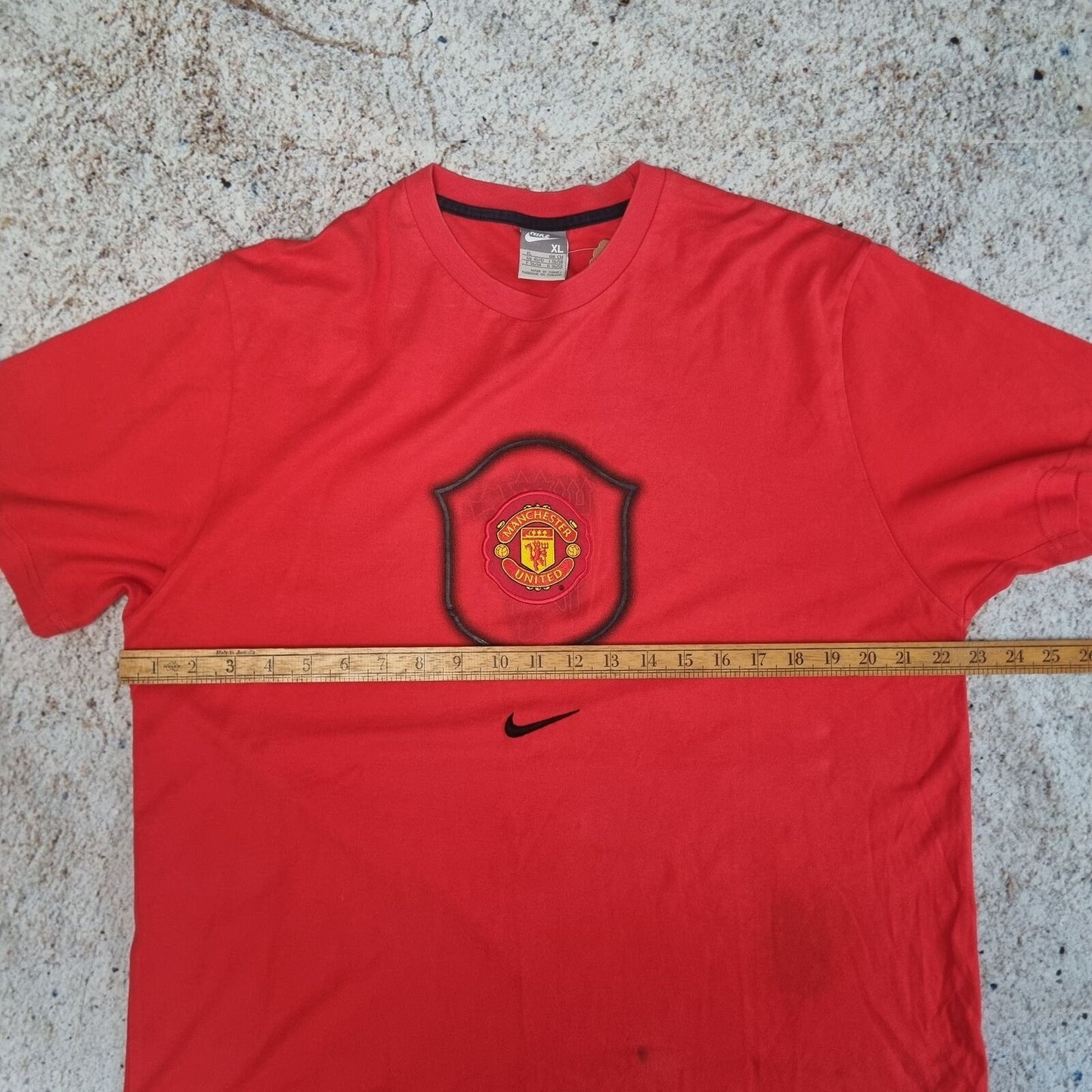 Nike MANCHESTER UNITED T SHIRT CENTRE SWOOSH  TOP RETRO - Red - Size XL