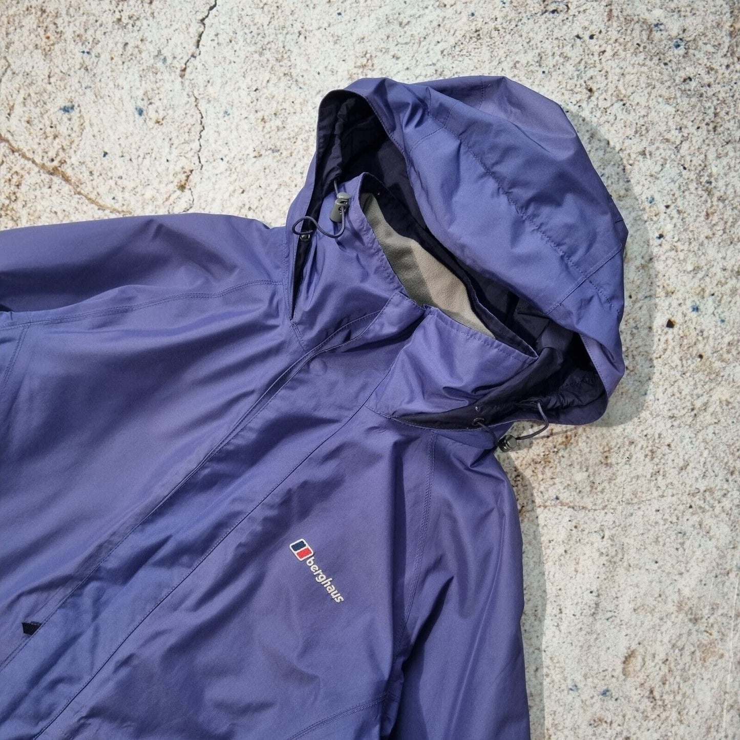 Berghaus Gore-Tex Hooded Waterproof Jacket - Sz 14 Lilac Hiking Festival Womens